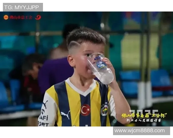 足球明星隐形牙套新风潮助力完美微笑与赛场表现双丰收