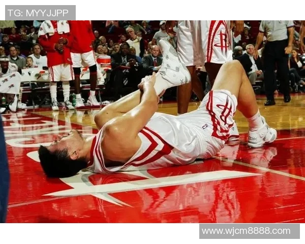 姚明在NBA的传奇时刻回顾与辉煌瞬间的精彩瞬息 姚明在NBA的传奇时刻回顾与辉煌瞬间的精彩瞬息