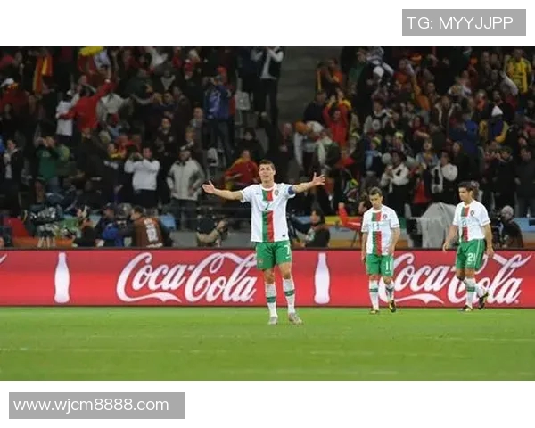 足球明星鸡你太美引发热议球场外的风采与魅力尽显无遗